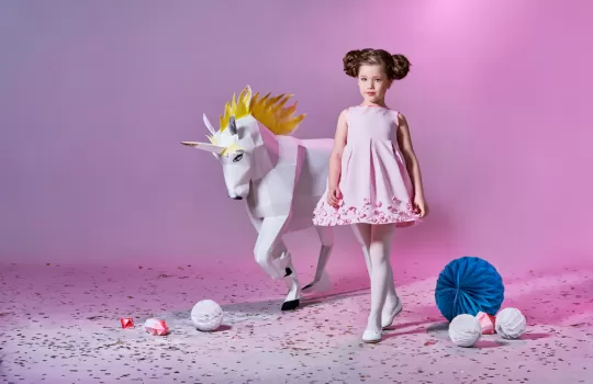 Cocuklar Icin Ozel Zarafet Kursu