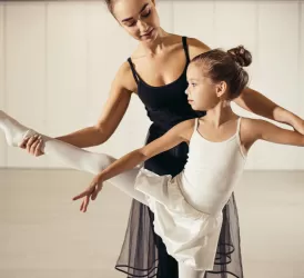 Özel 6-12 Yaş Seviyeli Bale Temel Eğitim