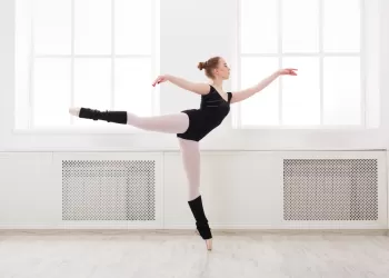 Balede Bacak Açma Hareketi İçin Egzersizler