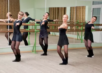 Yetişkinler Neden Bale Kursuna Gitmeli?