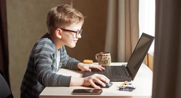 Çocuğunuz Bilgisayar Başından Kalkmıyor mu? Hobi Kurslarını Deneyin…